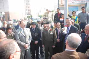 عزازى عزازى1