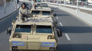 بالصور.. القوات المسلحة تنتشر بمحافظات الجمهورية للمشاركة فى حفظ الأمن بالشارع 2 قوات مسلحه