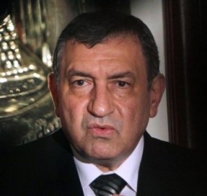 عصام-شرف_1_11_2011_15_40-300x284 عصام شرف 1 11 2011 15 40