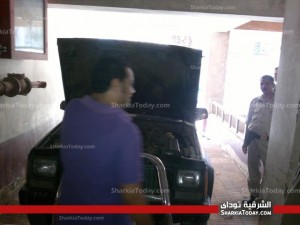 سيارة سيارة