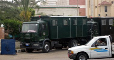 انسحاب 13 عربة أمن مركزي من مجمل 15 أمام أكاديمية الشرطة 1 امن مركزي