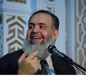 حازم أبو إسماعيل : لا يوجد "أخونة" للدولة 1 280px-حازم_صلاح_مسجد_أسد_بن_الفرات