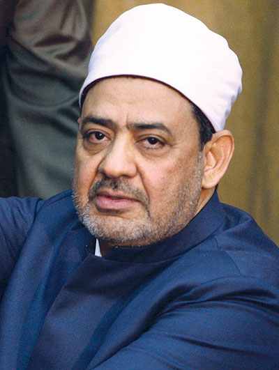 الطيب: ليس لدى أجندة سياسية ورسالتى وطنية تجاه مصر والعالم الإسلامى 1 احمد الطيب 2