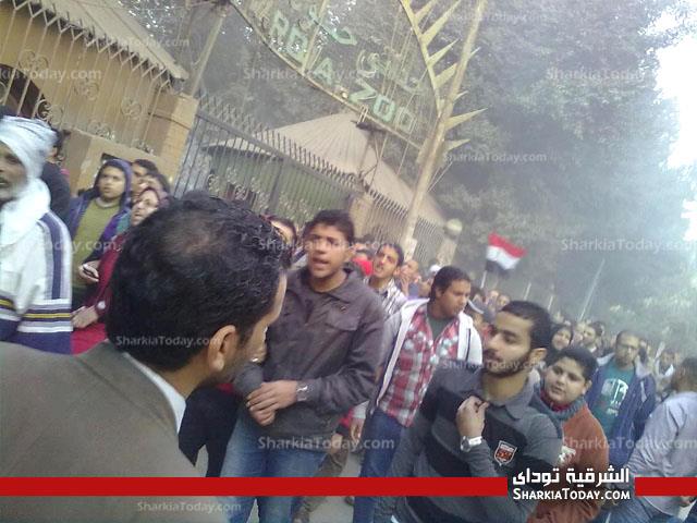 بالفيديو والصور ..انطلاق مسيرات بالزقازيق تطالب بإسقاط حكم المرشد 2 182281_426121094122694_2083947215_n