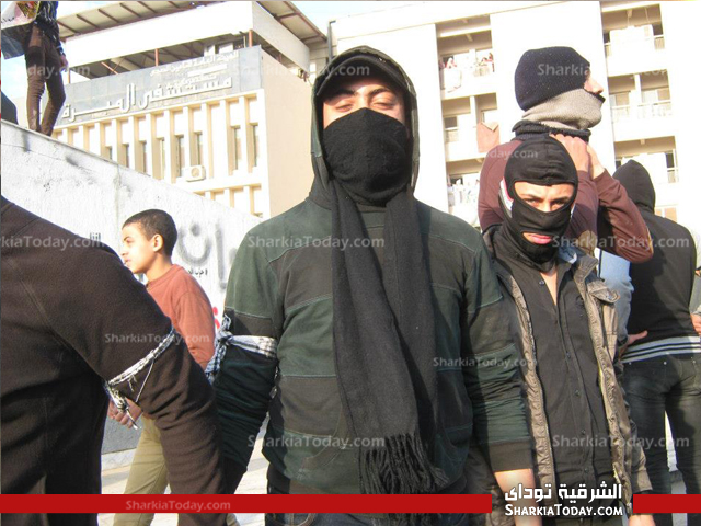 بالفيديو.. (البلاك بلوك) بالشرقيه : لا يوجد مطالب سوي اسقاط النظام 1 45