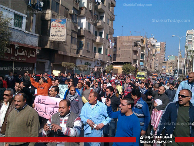 بالصور .. مسيرة تجوب شوارع الزقازيق للمطالبة بإسقاط حكم المرشد واقالة حكومة قنديل 2 4