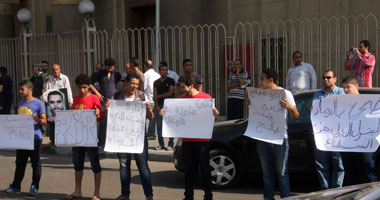 اليوم.. سلاسل بشرية لأولتراس الشرقية للمطالبة بالقصاص 1 التراس اهلاوى سلاسل بشرية