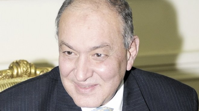 خيري رمضان يطالب "المعداوي" بالإفصاح عن المُعينين مع نجل الرئيس بالقابضة للمطارات 1 المعداوي