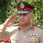 رئيس الأركان: الجيش لا يعمل بالسياسة وسنتدخل إذا طلب الشعب ذلك 1 رئيس الأركان الفريق صدقى صبحى