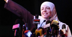 عزة الجرف القيادية بحزب الحرية والعدالة
