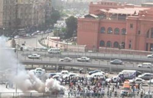 المتظاهرون يفتحون كوبرى أكتوبر لحين انتهاء وقت الذروة.. وشلل مروري بالكورنيش ووسط البلد 1 كوبرى اكتوبر مظاهرات ودخان