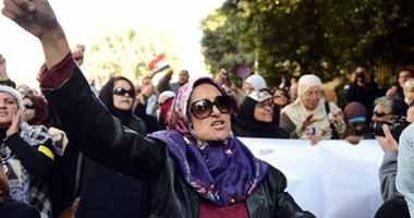 مسيرة "رجالة مصر ميتعروش" تنطلق من طلعت حرب فى اتجاه دار القضاء 1 مسيرة