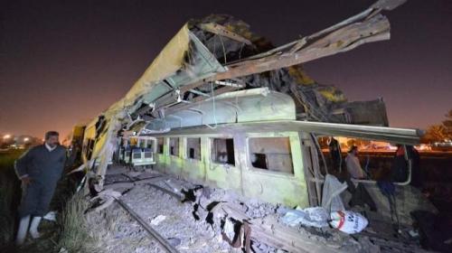 مصرع طفلين وإصابة آخر صدمهم قطار بالشرقية 1 مصرع طفلين وإصابة آخر صدمهم قطار بالشرقية