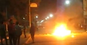 ضبط شاب بـ"واقي غاز و قنابل مسيلة للدموع" حال عودتة من ميدان رابعة 1 تجدد الاشتباكات بين الأمن والمتظاهرين بطنطا وإطلاق كثيف لقنابل