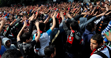 "ألتراس" الشرقية يزور قبور شهداءه بمذبحة بورسعيد 1 ألتراس ديفلز الشرقية
