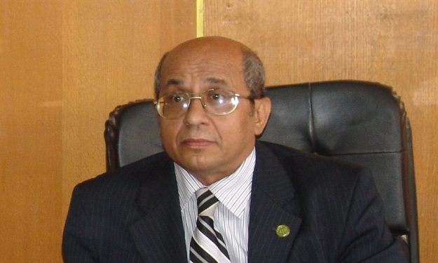 كبير الأطباء الشرعيين السابق: وزير العدل وراء إقالتي لتنصل المصلحة من تصريحاته حول وفاة “الجندي” 1 احسان كميل جورجى كبير اطباء شرعيين سابق