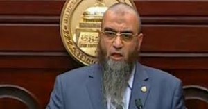 النور: إحالة قانون الصكوك لمرسي.. هدمًا لمؤسسات الدولة 1 الدكتور-عبدالله-بدران-رئيس-الهيئة-البرلمانية-لحزب-النور-300x157