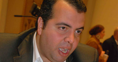 مصطفى النجار لـ"مرسى": كلما تأخرت فى اتخاذ القرارات زادت التكلفة 1 مصطفى النجار