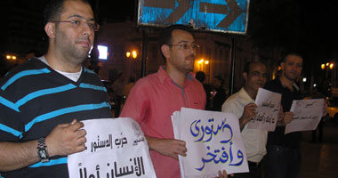 مشادات كلامية بين الدستور والإخوان خلال سلاسل بشرية بالشرقية 1 1