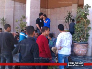 بالصور .... استمرار اعتصام طلاب هندسة الزقازيق أمام رئاسة الجامعة 3 2