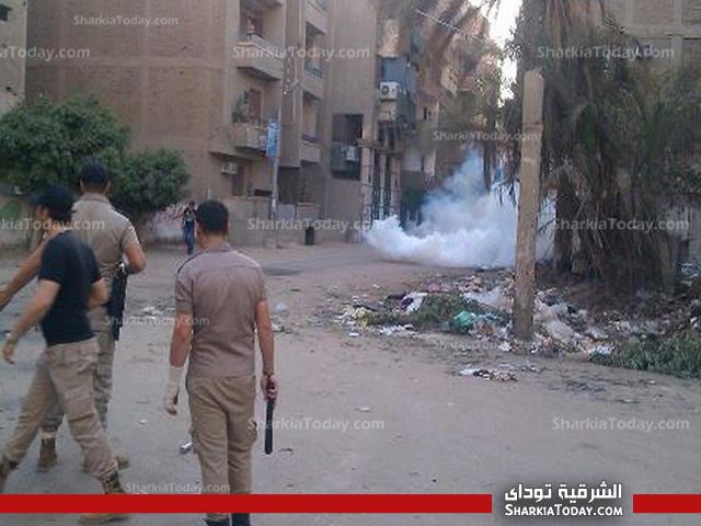 بالفيديو والصور: مناوشات بين الأمن والمتظاهرين أمام مقر اخوان الشرقية في جمعة "احنا مبنتهددش" 3 3