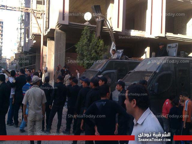 بالفيديو والصور: مناوشات بين الأمن والمتظاهرين أمام مقر اخوان الشرقية في جمعة "احنا مبنتهددش" 5 5