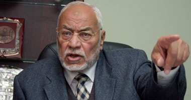 بلاغ ضد "عاكف" يطالب بتقديمه للمحاكمة الجنائية لإهانة القضاة 1 بلاغ ضد