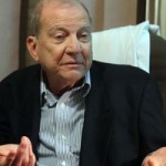 محمد أبو الغار | يكتب : الانفجار السكانى يدمر مستقبل مصر 1 د. محمد أبو الغار رئيس الحزب المصرى الديمقراطى والقيادى البارز بجبهة الإنقاذ الوطنى