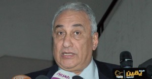 نقيب المحامين: سنناقش خارطة الطريق وتطبيق القانون فى لقاء المسلمانى 1 نقيب المحامين سامح عاشور