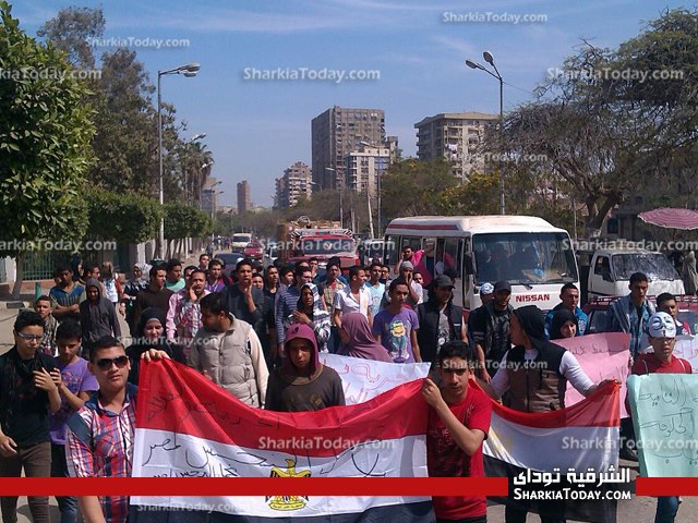 انطلاق مسيره لشباب الشرقية من أمام ديوان المحافظه باتجاه شقة الرئيس بالزقازيق 3 8