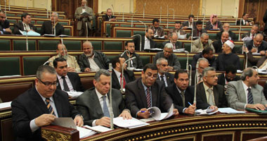 تشريعية الشورى توافق على حذف "منع استخدام الشعارات الدينية" 1 8
