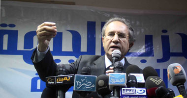 حرب: كل قيادات جبهة الإنقاذ يدعون لإسقاط النظام 1 حرب