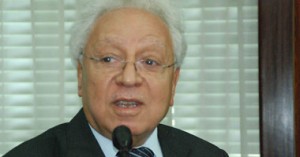 شوقى السيد يطالب بإعلان نتائج التحقيقات فى تزوير الانتخابات الرئاسية 1 د.شوقى السيد أستاذ القانون والفقيه الدستورى