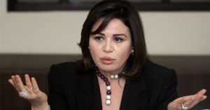 إلهام شاهين للمغير: مبروك يا “دبدوب” العلقة الحلوة 1 إلهام شاهين