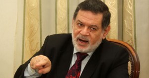 الخرباوى: الشاطر لا يريد بشر رئيساً للحزب لعدم انتمائه للنظام الخاص 1 الخرباوى