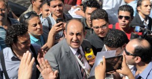 خالد على