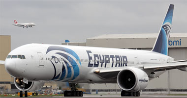 مصر للطيران تعلن انتظام حركة الطيران بعد أزمة اعتصام الطيارين 1 مصر للطيران تعلن انتظام حركة الطيران بعد أزمة اعتصام الطيارين