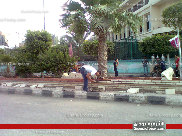 بالصور...عملية تجميل غير مبرره بالشارع المؤدي لمنزل مرسي بالزقازيق 4 22