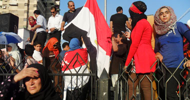 أنصار المعزول ينظمون وقفة أمام مسجد الفتح بالشرقية للمطالبة بعودته 1 أنصار المعزول ينظمون وقفة أمام مسجد الفتح بالشرقية للمطالبة بعودته