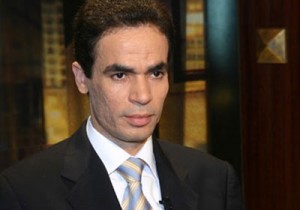 المسلمانى: الضغوط الأجنبية تجاوزت الأعراف الدولية ونستطيع حماية الثورة 1 الإعلامي أحمد المسلماني
