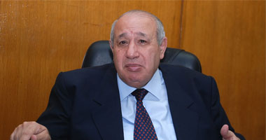 وزير التموين: إعادة النظر فى صرف زيت عباد شمس للمواطنين 1 وزير التموين