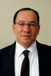 وائل قنديل يكتب | دعوة رسمية للانتحار الجماعى 3 وائل قنديل