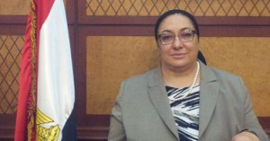 مدير الإدارات والمستشفيات بالشرقية يتمسكون