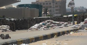 هدوء بمحيط رابعة العدوية والجيش يعيد رصف طرقاته