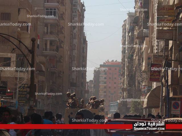 الجيش يصل لفض الاشتباكات بين الاخوان ومجهولين بالزقازيق 1 2