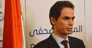 رئيس "قانونية 6 إبريل الجبهة" يسلم المسلمانى ملفات بـ"معتقلى عهد مرسى" 1 المسلمانى