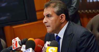 وزير الرياضة يعلن إقامة مباراة مصر وغانا بالدفاع الجوى بالجمهور رسميا 1 طاهر أبو زيد