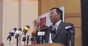 عبد الفتاح إبراهيم رئيس اتحاد العمال
