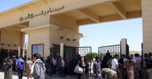 مدير المعابر بغزة: مصر أبلغتنا بإغلاق معبر رفح حتى إشعار آخر 1 مدير المعابر بغزة