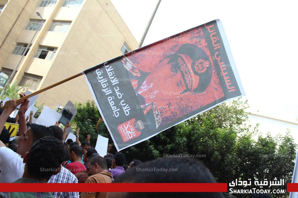 بالصور ...في أول يوم من العام الدراسي الجديد طلاب ضد الانقلاب ينظمون مسيرة بجامعة الزقازيق 4 1236821_522037017864434_110312753_n